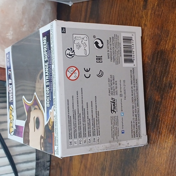 Doctor Strange Supreme Funko Pop Figure - Picture 6 of 6